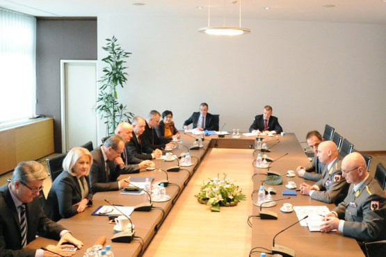 Članovi Zajedničke komisije za odbranu i sigurnost BiH razgovarali sa komandantom EUFOR-a u BiH
